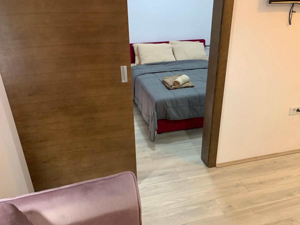 De Lux Nedeljkovic Aparthotel Jagodina Kültér fotó