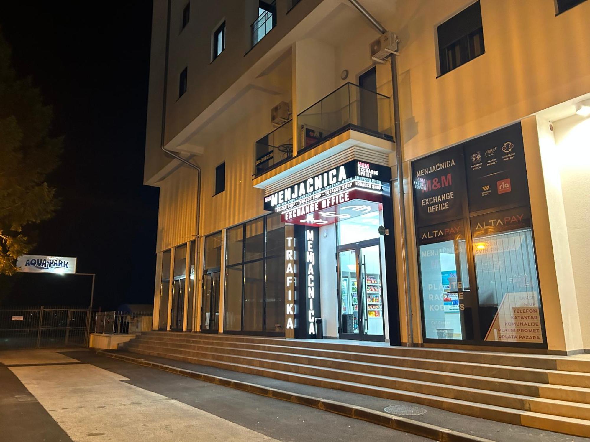 De Lux Nedeljkovic Aparthotel Jagodina Kültér fotó