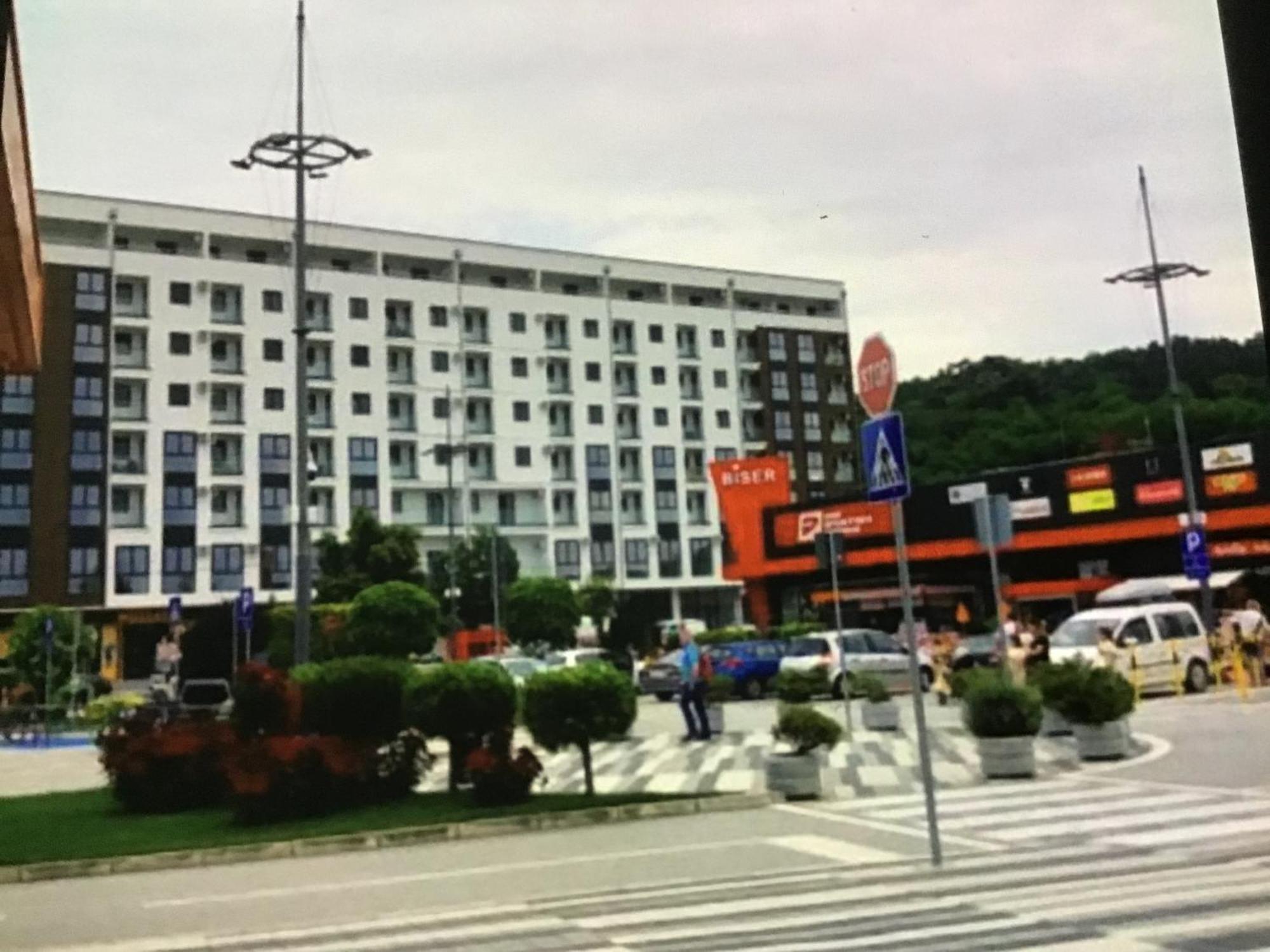 De Lux Nedeljkovic Aparthotel Jagodina Kültér fotó