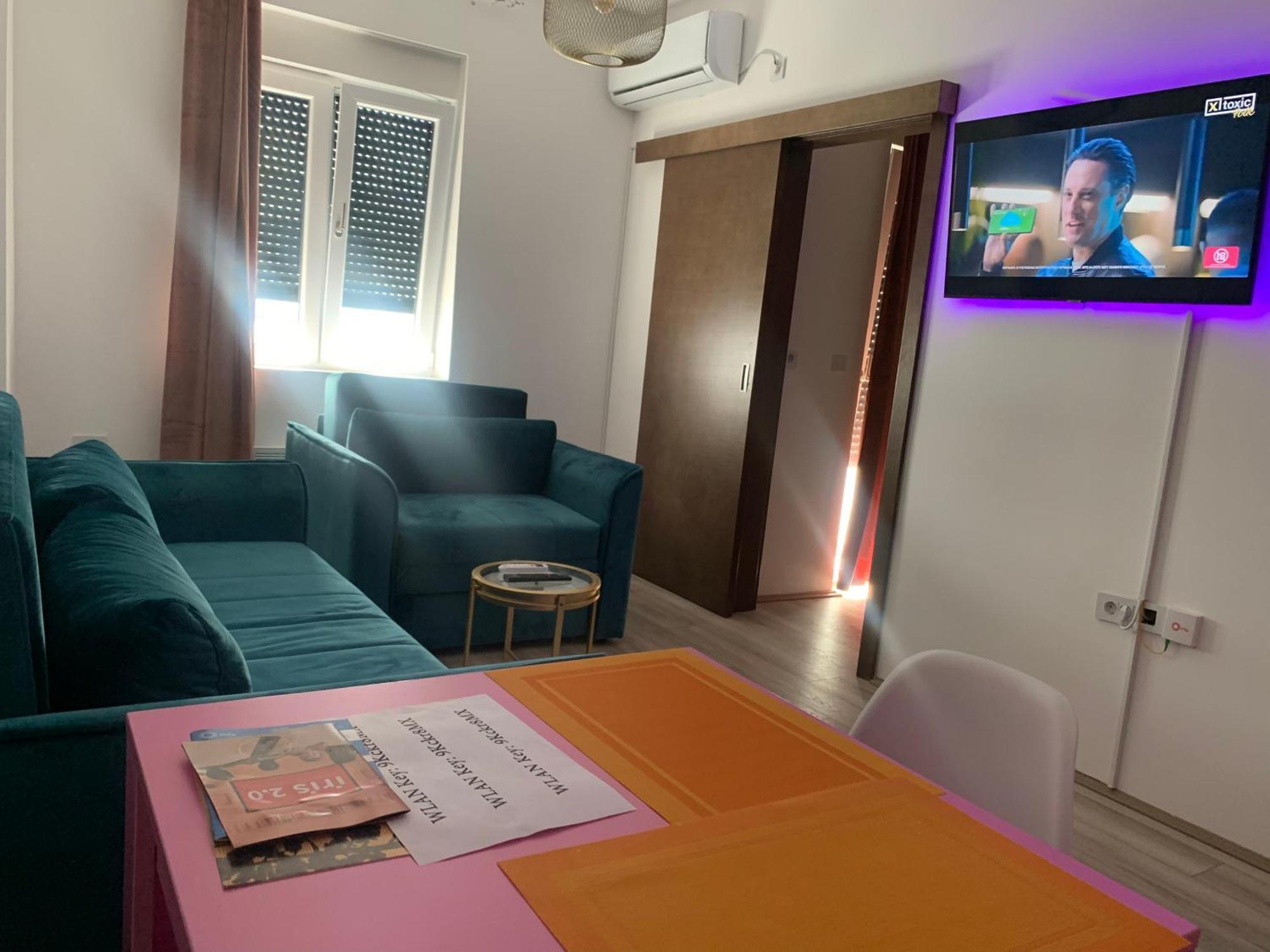 De Lux Nedeljkovic Aparthotel Jagodina Kültér fotó